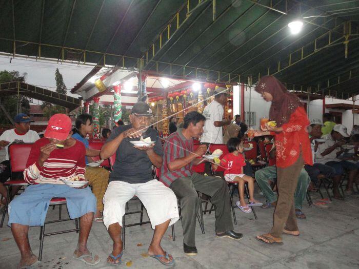 Maknai Toleransi, Tradisi Buka Puasa Bersama Di Klenteng Hok Swie Bio Bojonegoro