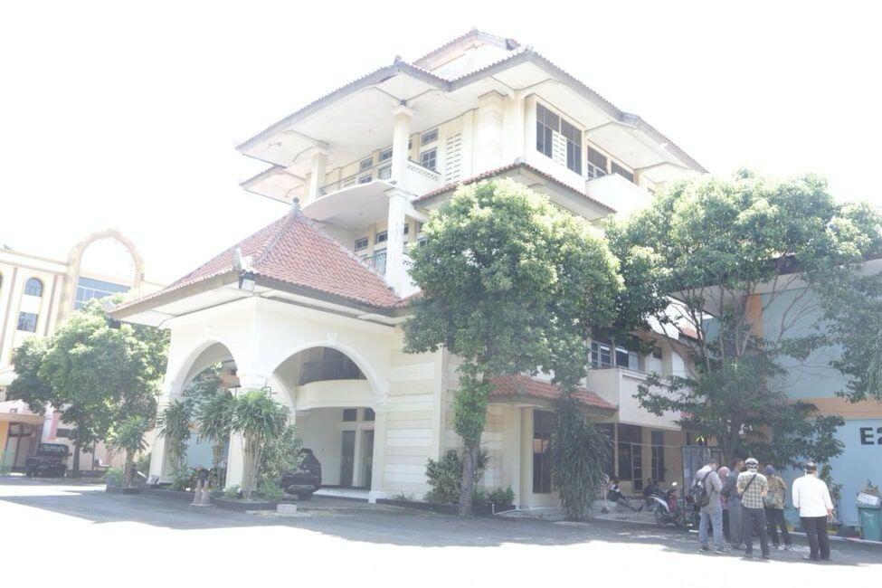Tekan COVID-19, Pemkot Surabaya Rombak Sejumlah Rumah Sakit