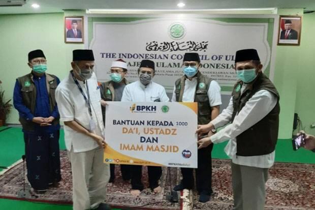 BPKH Salurkan Ribuan Paket Sembako untuk Ustadz dan Marbot Terdampak Covid-19