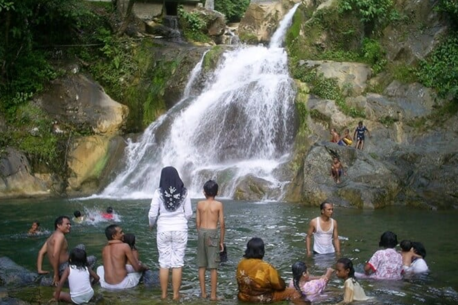 11 Tempat Wisata Aceh, Mengagumi Ciptaan Allah di Bumi Serambi Mekah