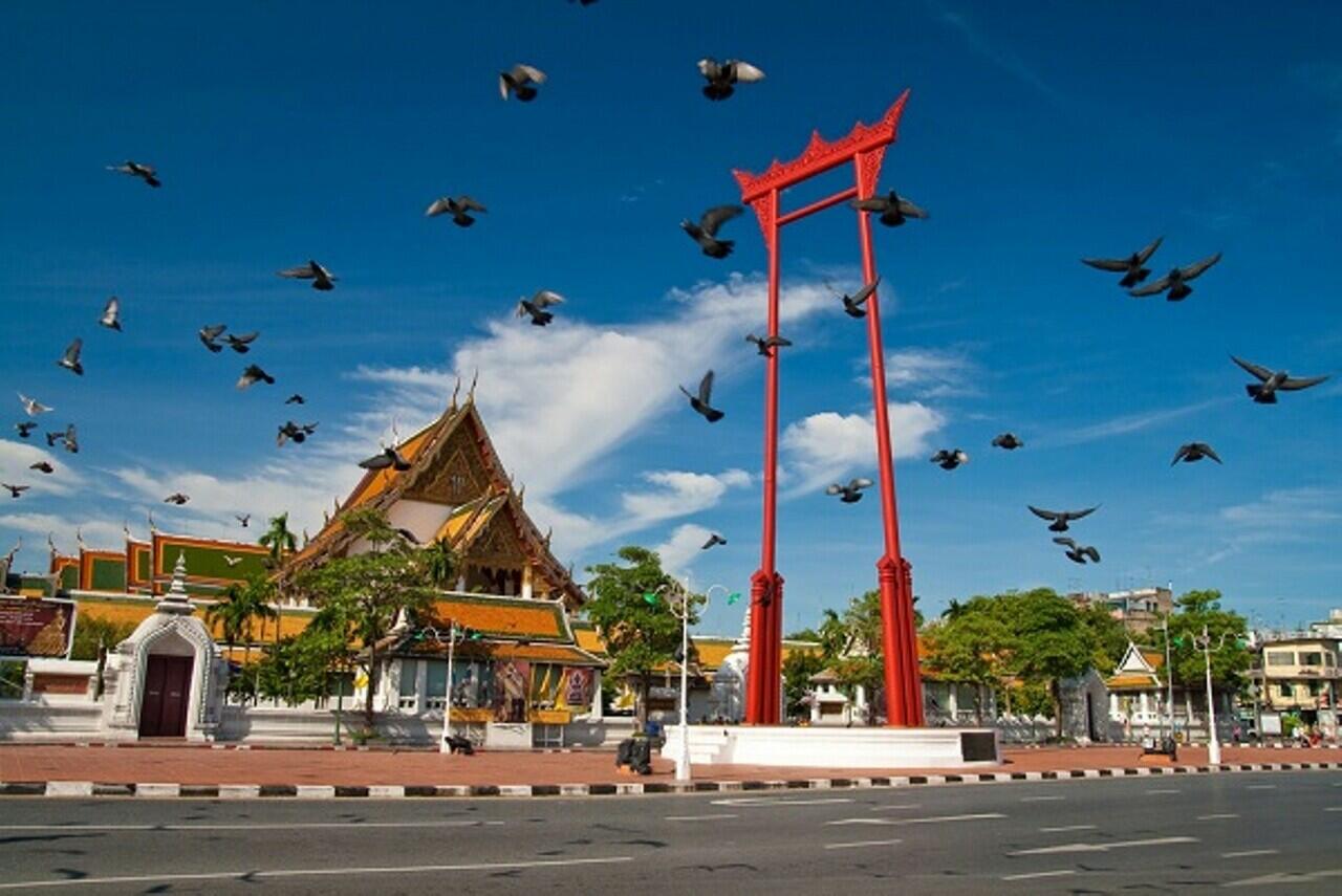 10 Atraksi Wisata di Bangkok yang Menarik untuk Dikunjungi 