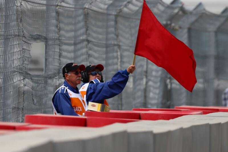 Red Flag Sampai Black Flag,Inilah Arti Warna Bendera Yang Dikibarkan Dalam Moto GP
