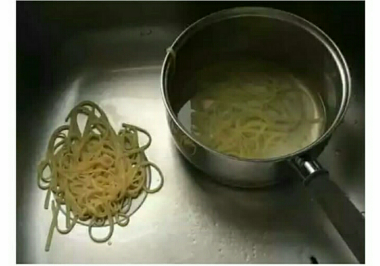 Kreatif Banget! 9 Oalahan Mi Dan Pasta Ini Gagal Total, Nomor 9 Paling Kreatif