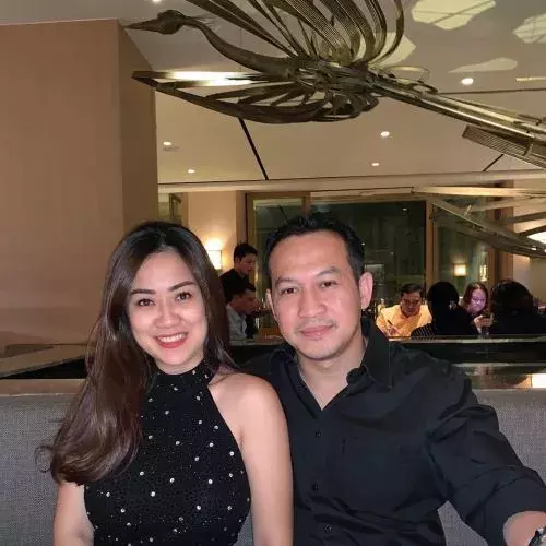 Mesranya Tante Ernie Kencan Bareng Suami Tercinta, Bikin Kamu Cemburu
