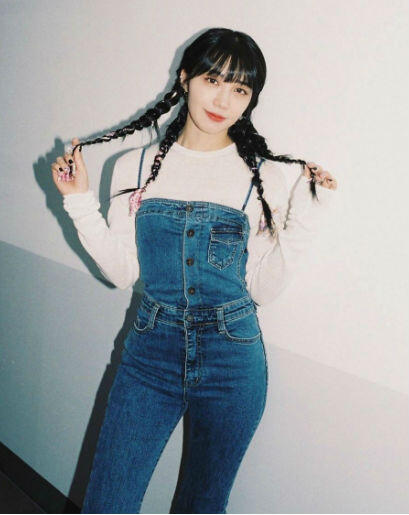 9 OOTD Eunji Apink Yang Pas Banget Buat Hangout