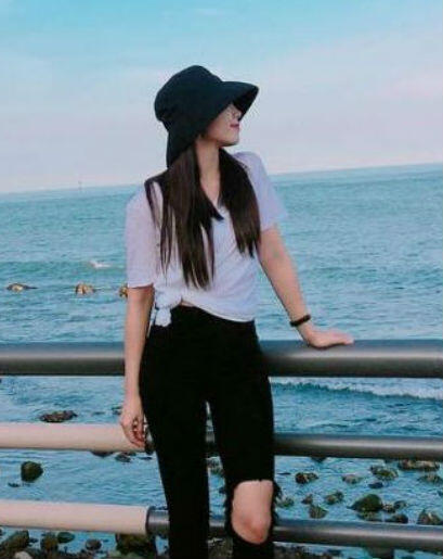 9 OOTD Eunji Apink Yang Pas Banget Buat Hangout