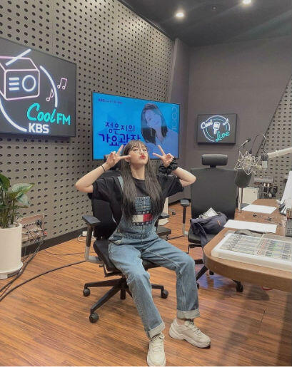 9 OOTD Eunji Apink Yang Pas Banget Buat Hangout