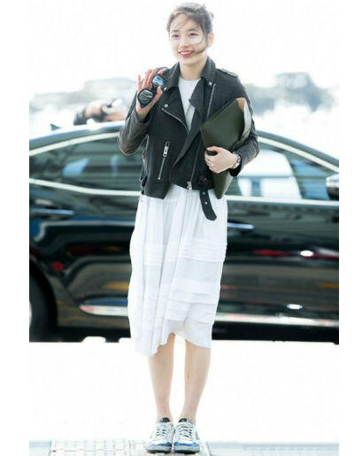10 OOTD Dress Ala Fashion Airport Seleb Korea, Bikin Gaya Makin Cetar!
