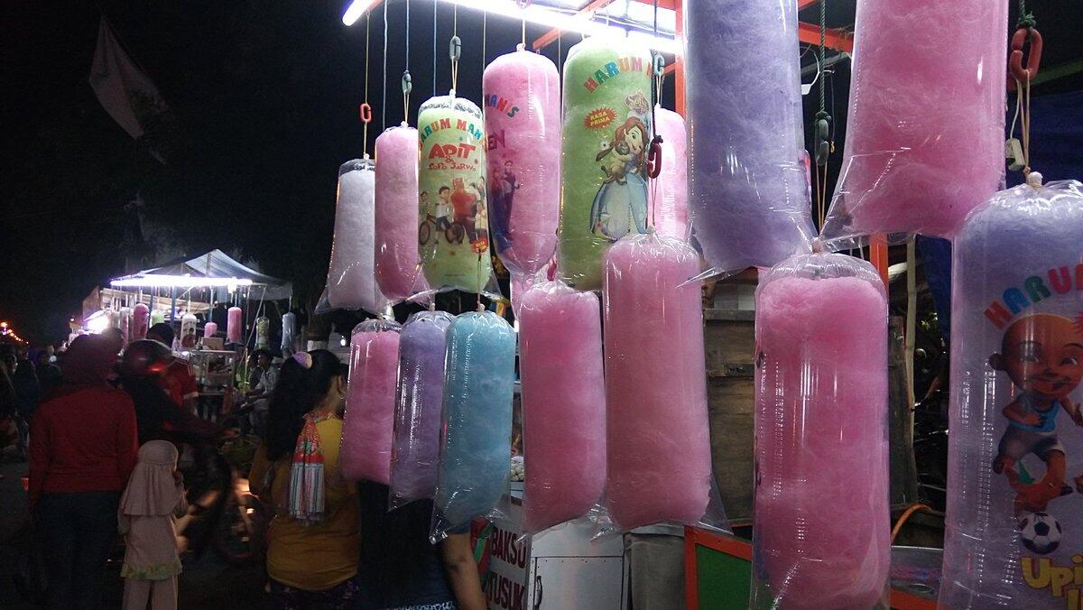 Pasar Malam, Hiburan Rakyat yang kita kangenin di masa covid-19 ini