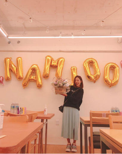 9 Inspirasi OOTD Namjoo A-Pink, Cocok Jika Kamu Ingin Tampil Feminin