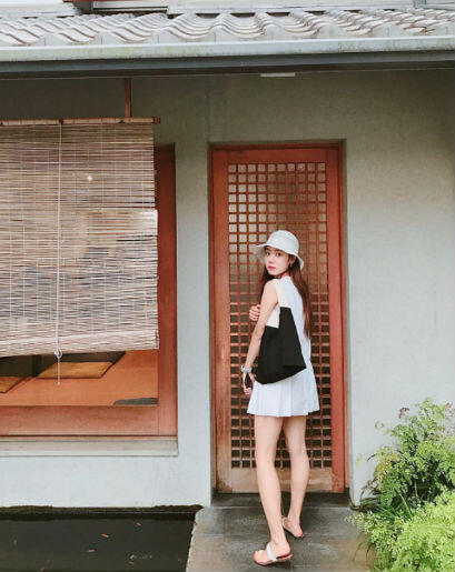 9 Inspirasi OOTD Namjoo A-Pink, Cocok Jika Kamu Ingin Tampil Feminin