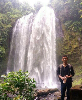 Salah Jantur Inar satu air terjun tertinggi di Kabupaten Kutai Barat Kalimantan imur