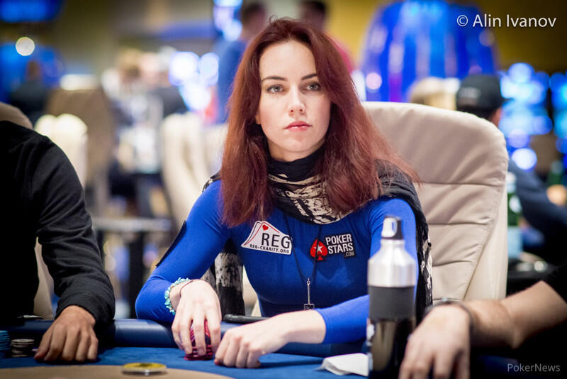 Si Cantik Liv Boeree, Pemain Poker Paling Sukses di Dunia. Ada yang Mau Belajar?