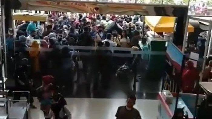 Warga Panik Saat Berbelanja Di mall Petugas Kasir meninggal Fositif Corona
