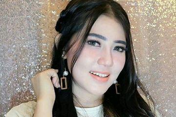 Siapa Sangka! Penyanyi Cantik Ini Hartanya Triliunan, Dulu Pernah Ngamen di Jalanan