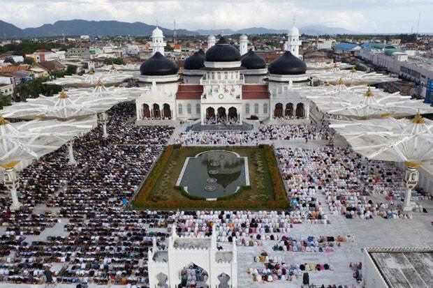 Wali Kota Banda Aceh Ucapkan Terima Kasih Jamaah Salat Id Pakai Masker