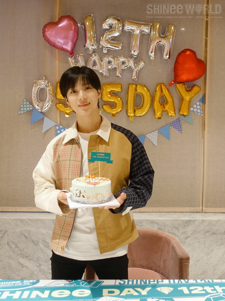 SHINee Dan Shawol Rayakan Ulang Tahun Ke-12 SHINee