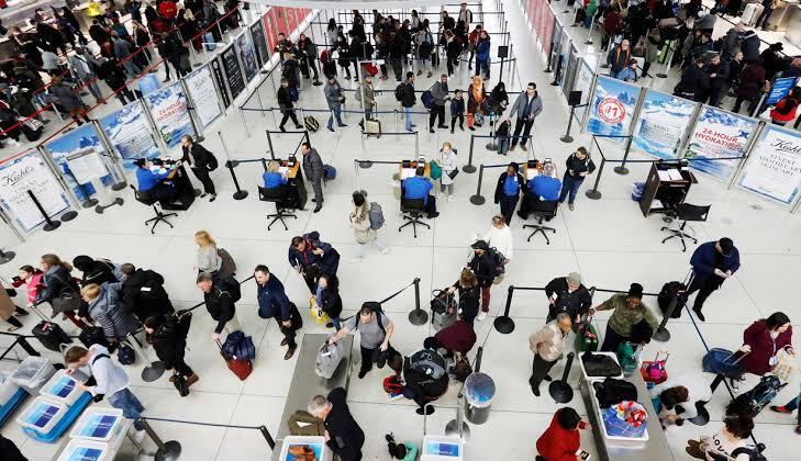 6 TRADISI MUDIK UNIK DARI BERBAGAI BELAHAN DUNIA