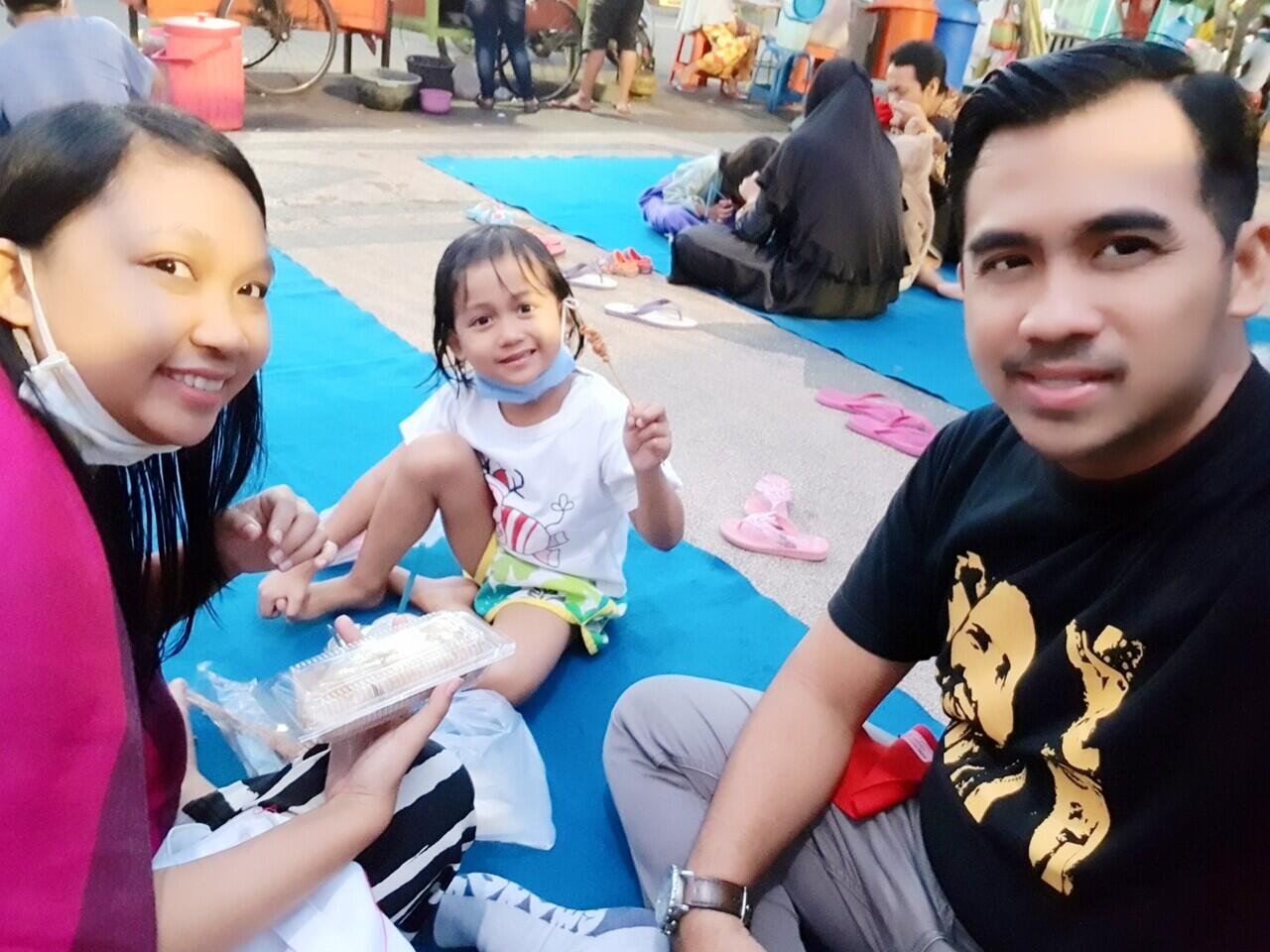 Pasar Kaget