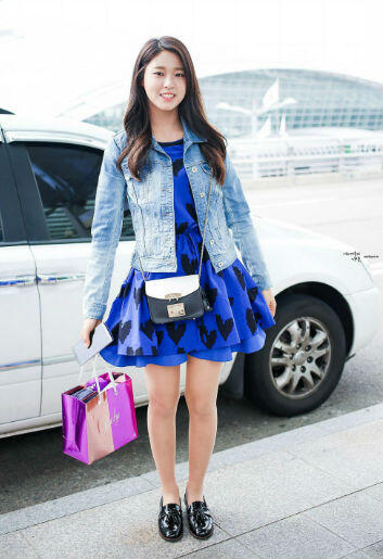 13 Airport Fashion Keren Ala Seolhyun AOA, Cocok Untuk OOTD