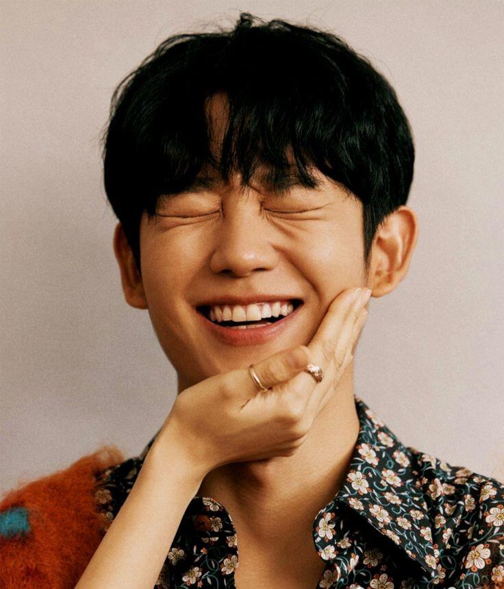 Ada Apa dengan Jung Hae-In? Idola Drakor yang Brondong Manis, Klimis, dan Protagonis!