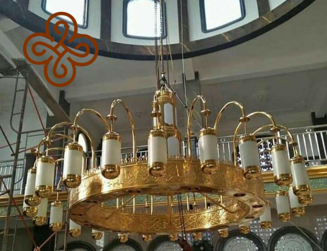 Replika Lampu Masjid Nabawi