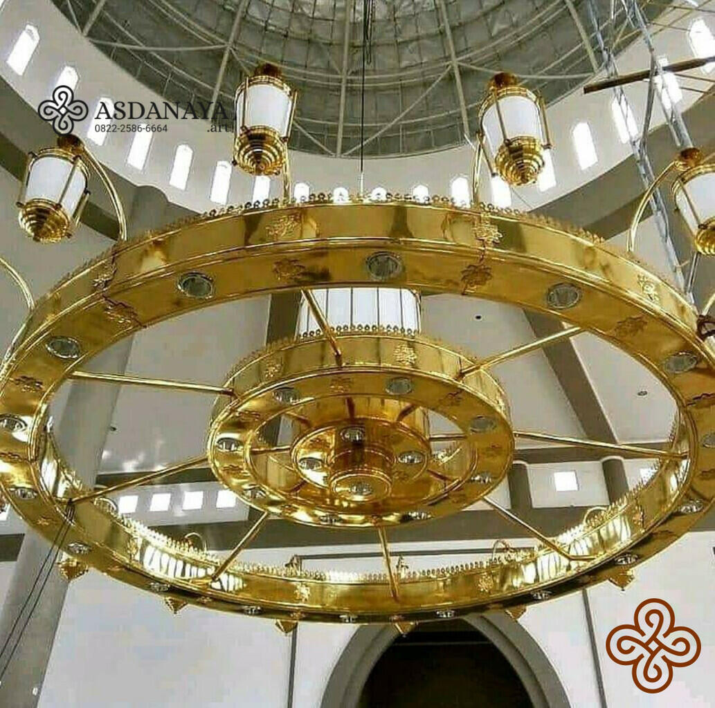 Replika Lampu Masjid Nabawi