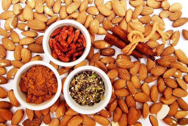  Almond, Meningkatkan Produksi Susu Ibu, Membantu Pertumbuhan Bayi