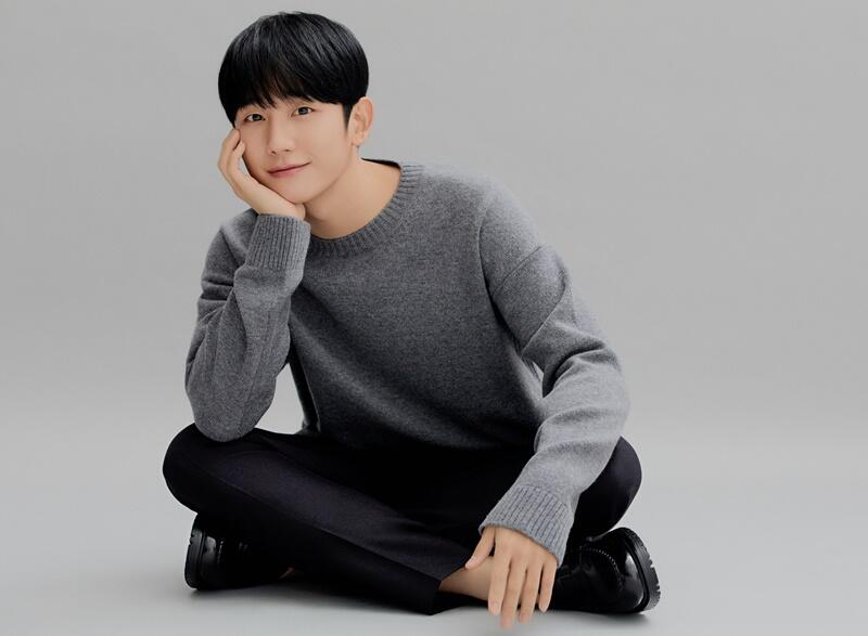 Ada Apa dengan Jung Hae-In? Idola Drakor yang Brondong Manis, Klimis, dan Protagonis!