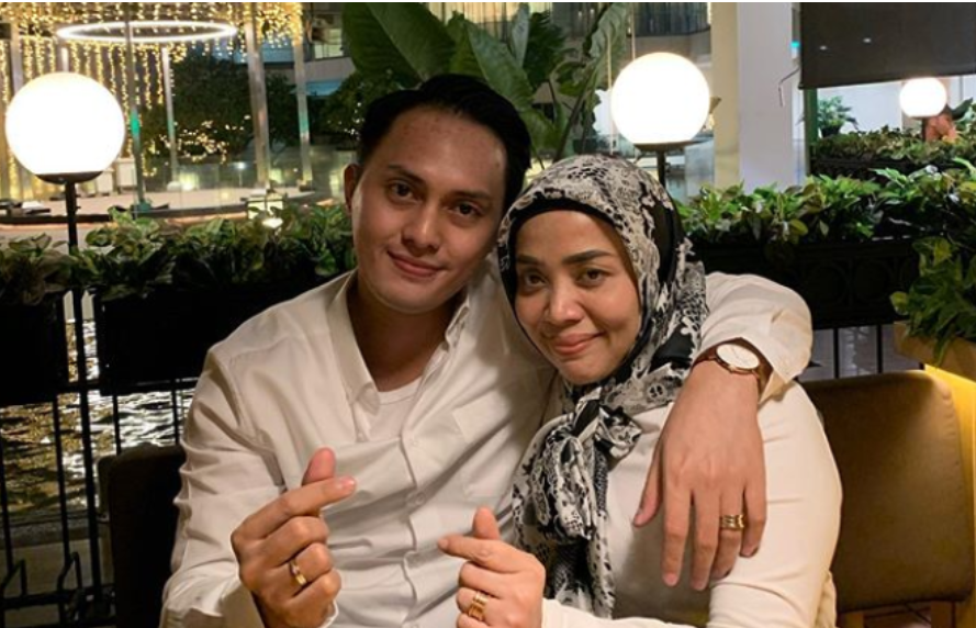 Pernikahan Muzdalifah dengan Suami Berondong Diramal Alami Penyesalan