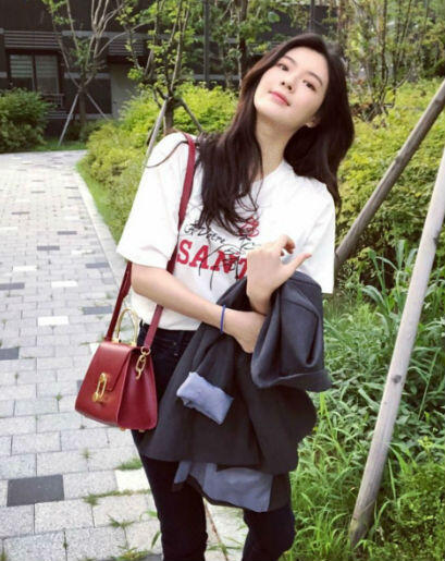 10 Ide OOTD Ala Artis Cantik Lee Sun Bin, Kekasih Baru Lee Kwang Soo