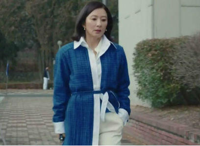 11 Gaya Fashion Mewah Kim Hee Ae Dalam Serial Drama Korea The World Of The Married