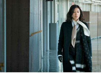 11 Gaya Fashion Mewah Kim Hee Ae Dalam Serial Drama Korea The World Of The Married