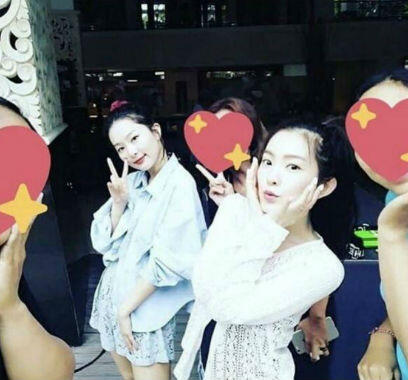 Friendship Goals! 9 Potret Keakraban Irene &amp; Seulgi ‘Red Velvet’