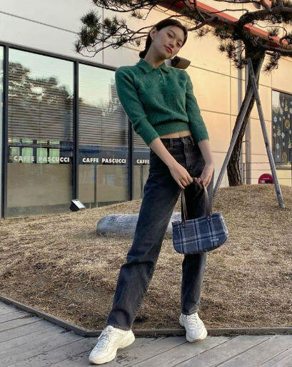 OOTD Kim Doyeon Weki Meki, Referensi Buat Kamu Yang Bertubuh Semampai