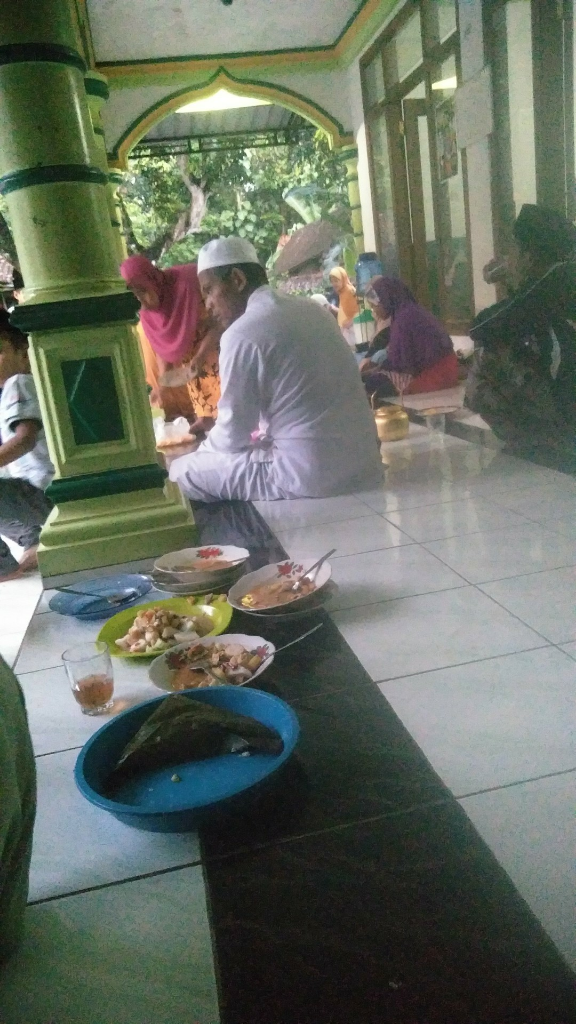 Mengintip Perayaan Bodho Kopat di Masjid Al Umar Jatirejo, Ngawi, Yuk!