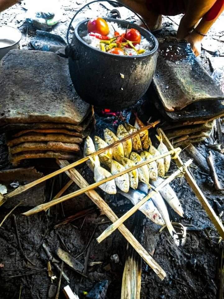 Endeus, Sambal Legend Khas Sunda Ini Dijamin Bikin Kamu Kalap Makan