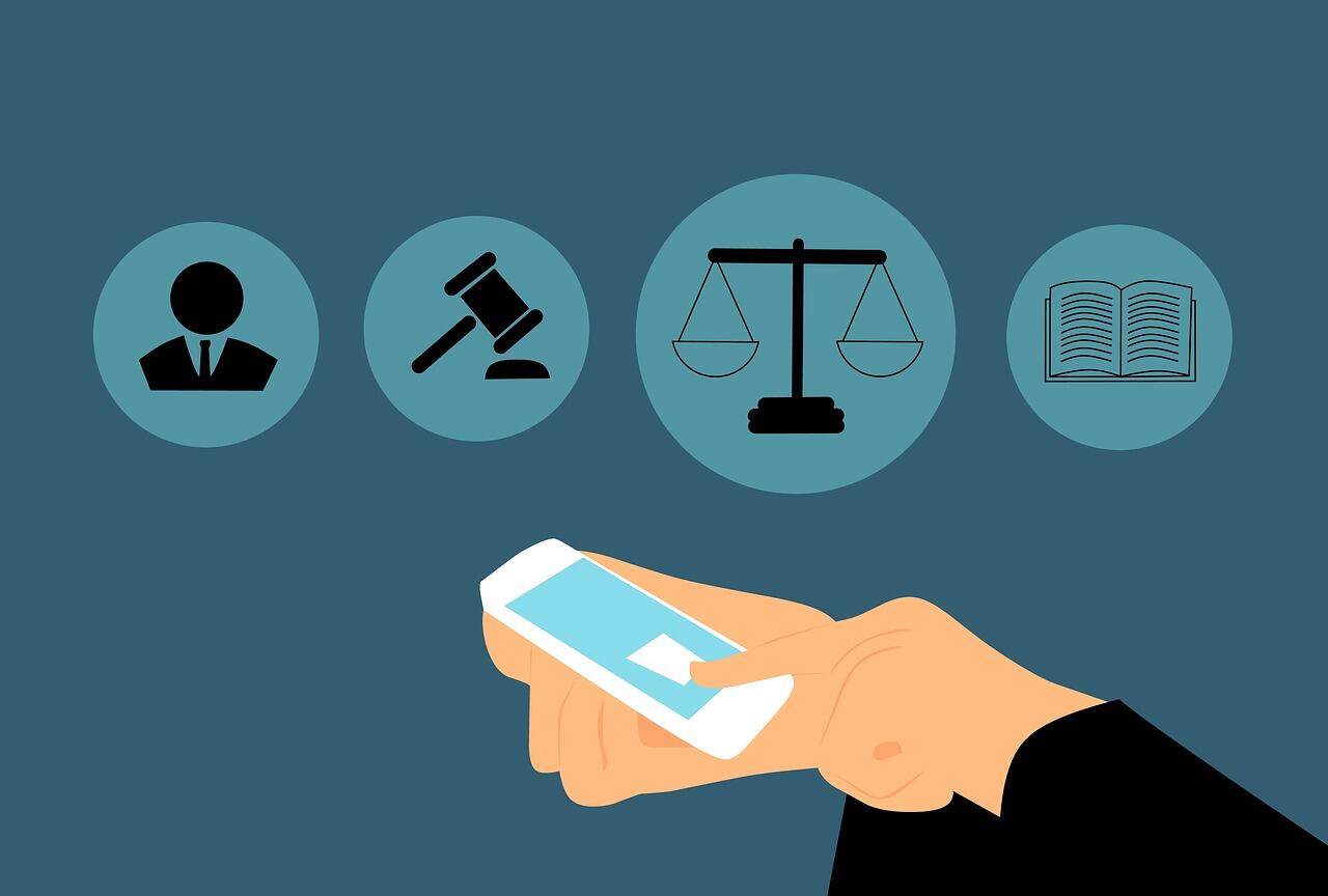 3 Pasal dalam UU ITE yang Perlu Diketahui Agar Tidak Terjerat Hukum Saat Bermedsos