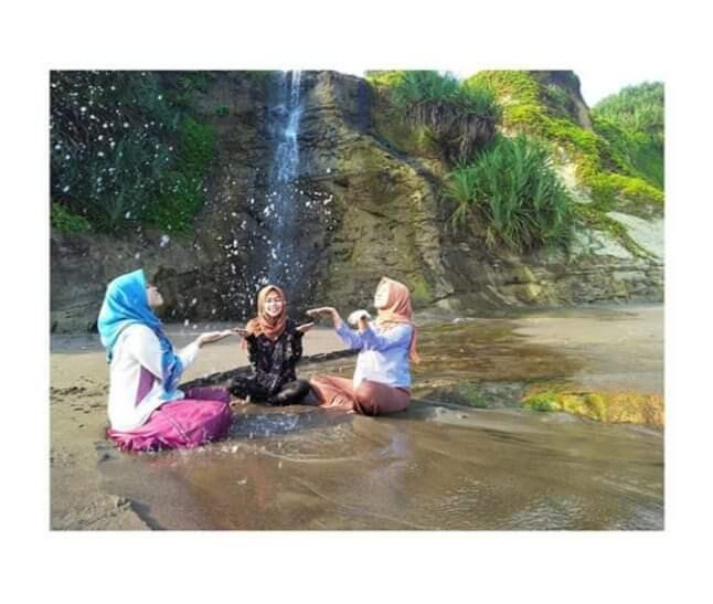 Surga Bahari, 9 Pantai di Cianjur Selatan Ini Wajib Anda Kunjungi