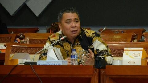 Ahmad Ali : Pemerintah Sebaiknya Pikir Ulang soal Buka Sekolah saat New Normal
