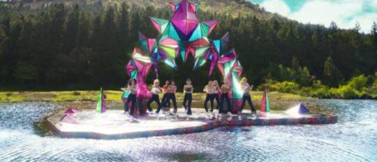 JYP Entertainment Merespon Tuduhan Plagiarisme dalam MV TWICE