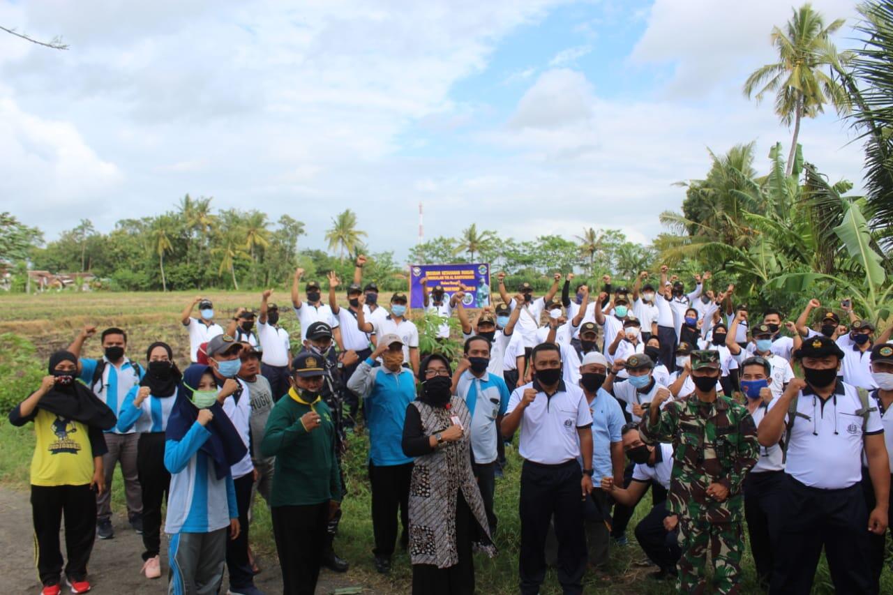 Lanal Banyuwangi Laksanakan Program Ketahanan Pangan Di Hari Lingkungan Hidup Sedunia