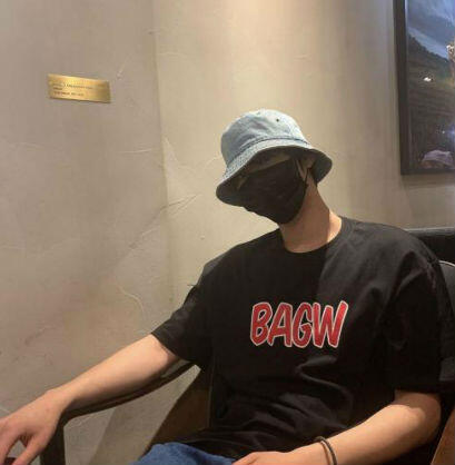 5 Inspirasi Padu Padan Busana Dengan Masker Ala Artis Korea