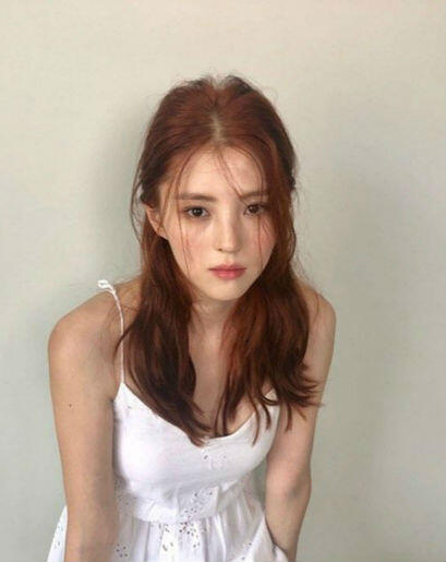 10 Bukti Kemiripan Han So Hee Dengan Song Hye Kyo, Bak Kakak Adik