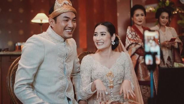 Intip Potret Pernikahan Niken Anjani dengan Adimas Pramono