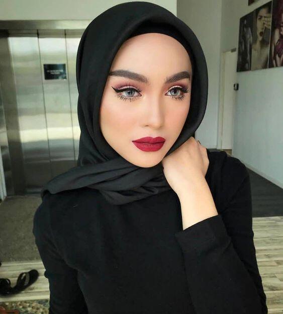 Mumpung Di Rumah Aja, Belajar Makeup Untuk Ber-selfie Ria Yuk!