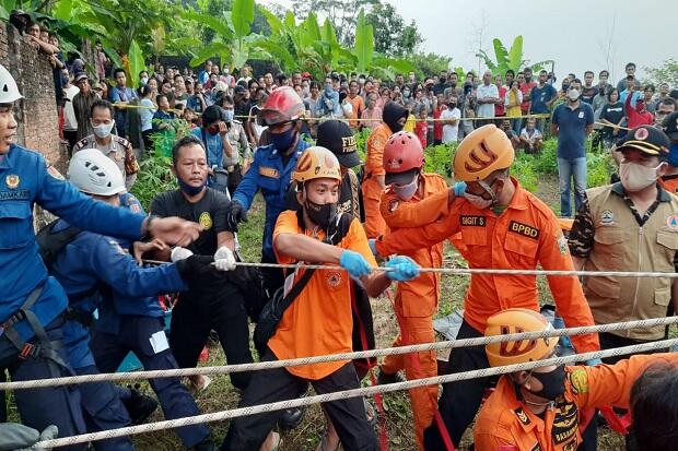 Warga Semarang Tewas Tercebur Sumur saat Cari Belalang