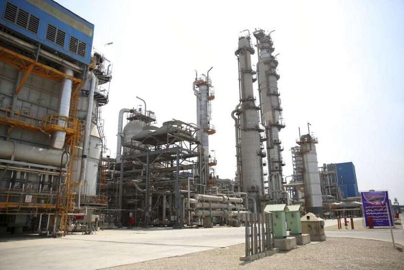 Harga Minyak Naik 2% Pasca Keputusan OPEC