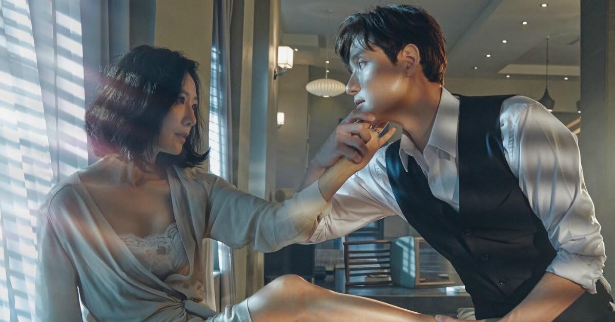 Jadi Aktris Terbaik 56th Baeksang Awards, 4 Drama Kim Hee Ae Ini Mengaduk Emosi