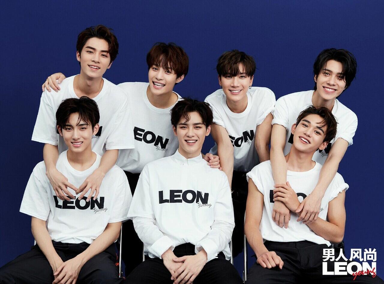 Stylist WayV Dikecam Gara-gara Pesan Tersembunyi di Baju Kun dan Winwin